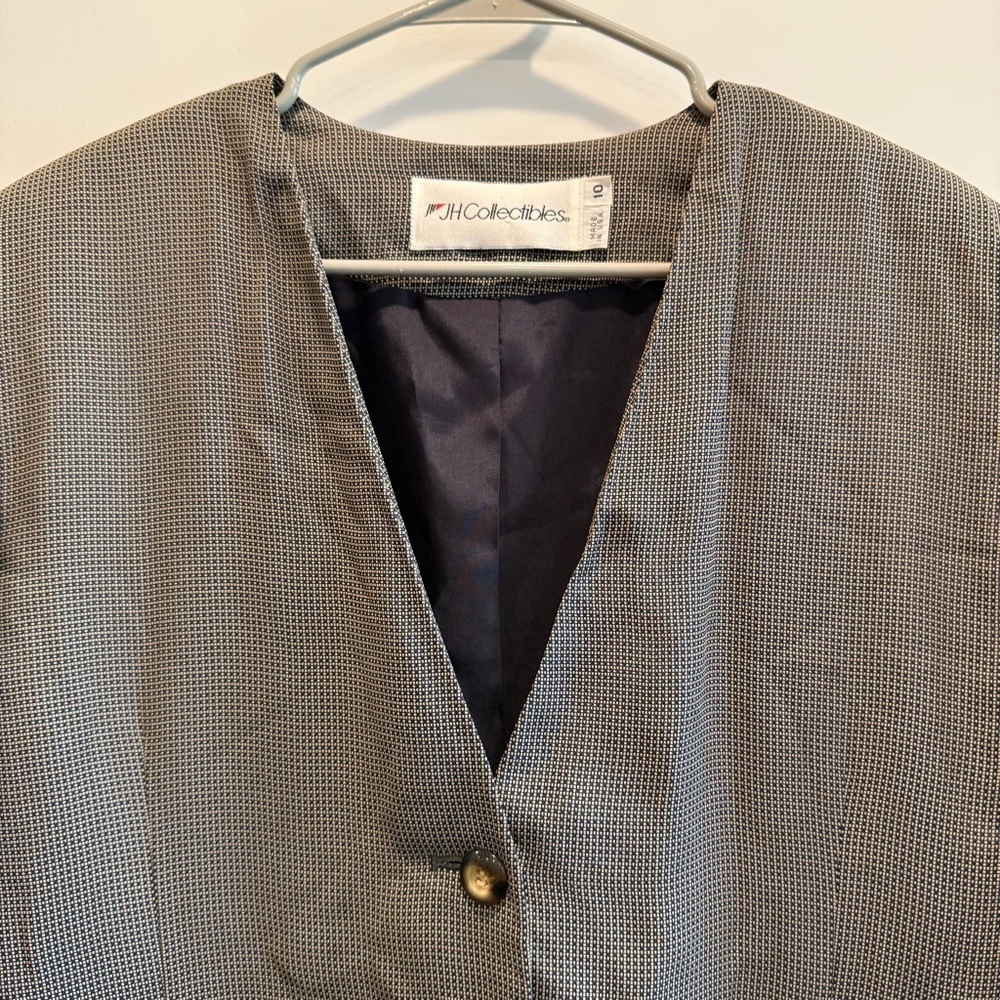 JH Collectibles Charcoal/Brown Blazer - Picture 3 of 10
